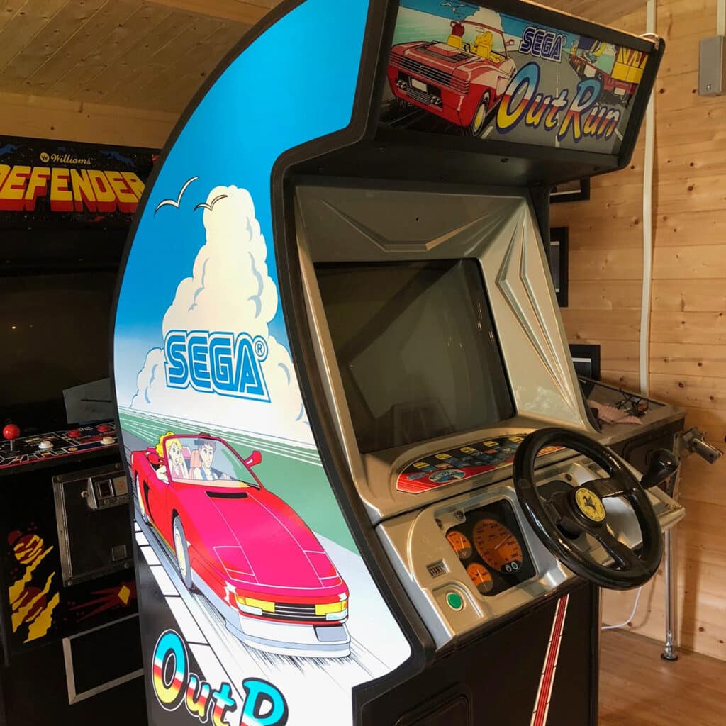 Outrun arcade machine